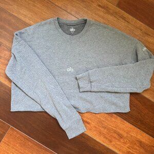 Alo yoga cropped long sleeve gray sweatshirt size small